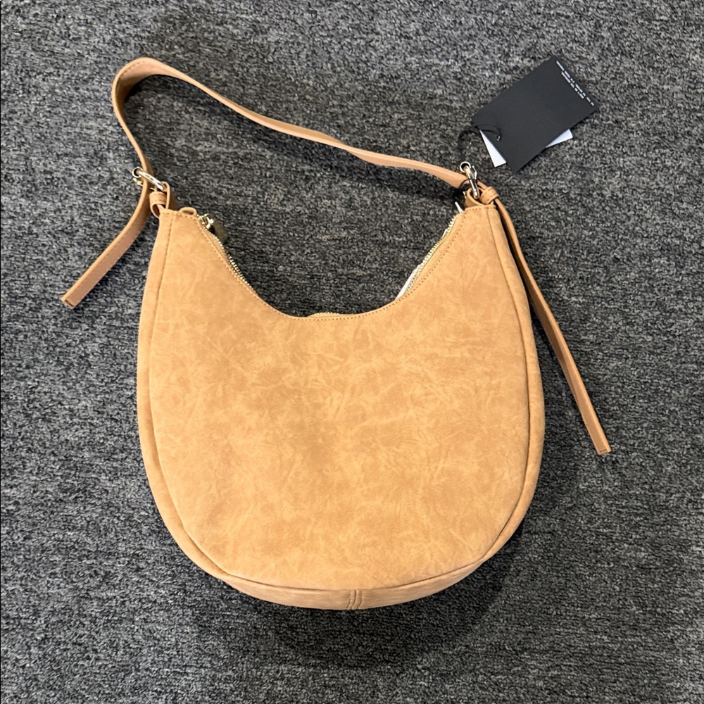 Elegant Tan Hobo Bag